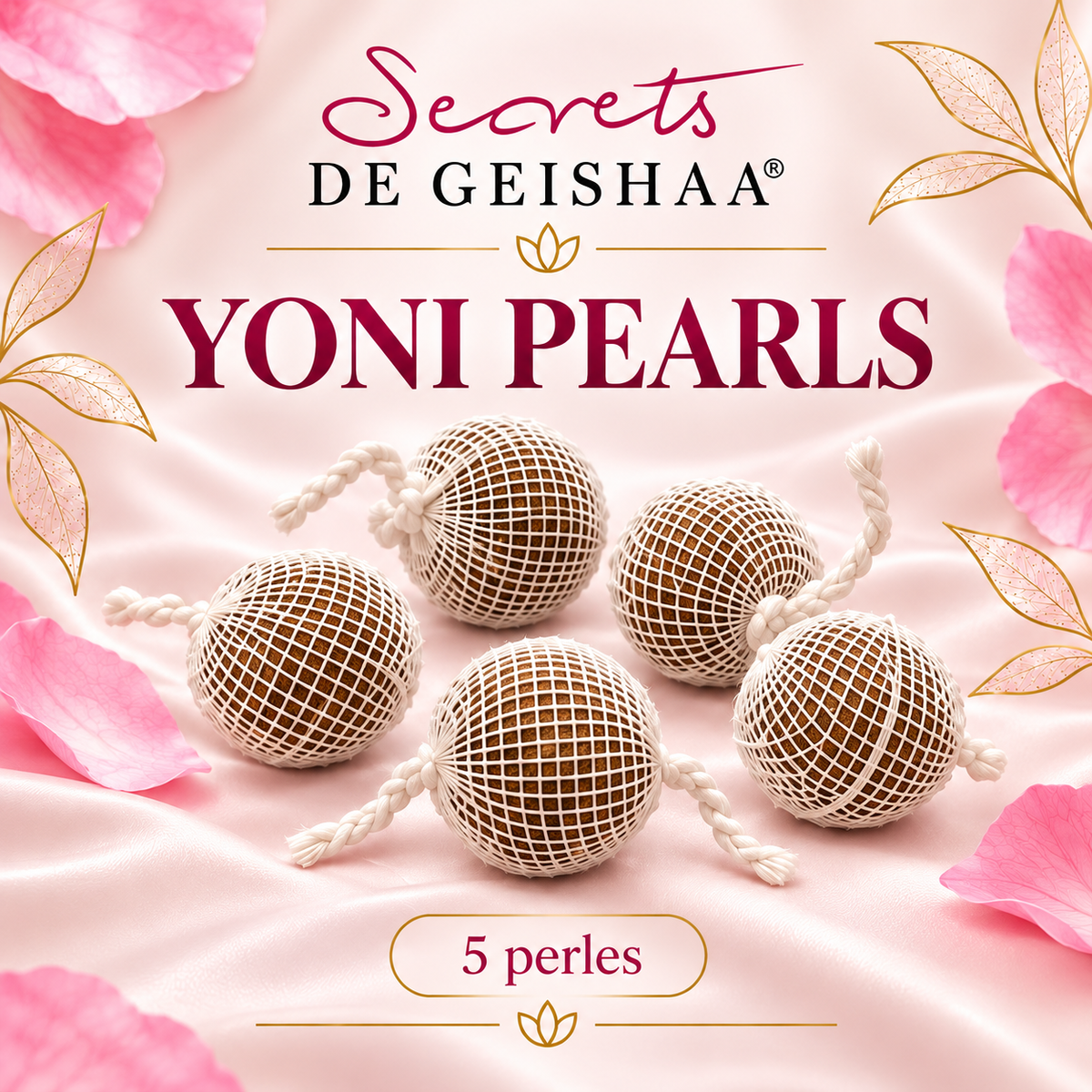 Cinq Yoni Pearls Secrets de Geishaa, perles brunes enveloppées d’un filet blanc avec fil de retrait.